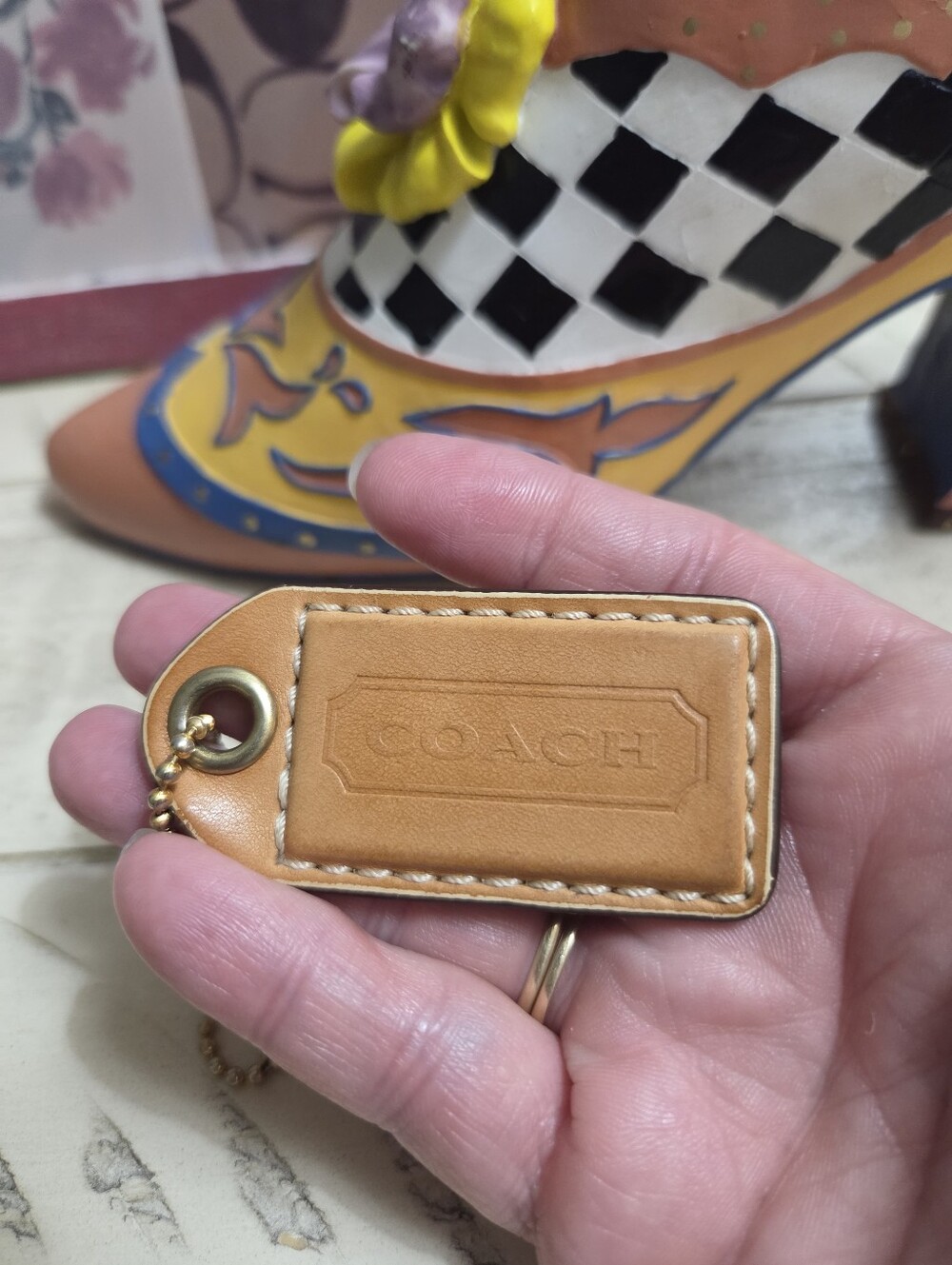 COACH Tan/Light Brown & Cream Suede Leather HangTag, EUC
